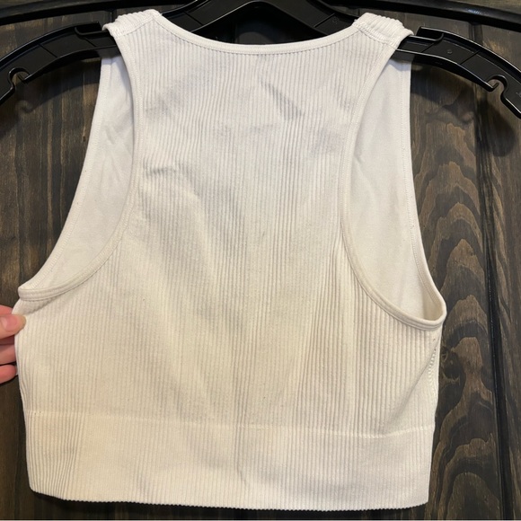 Garage Seamless Tank Top - Picture 2 of 2